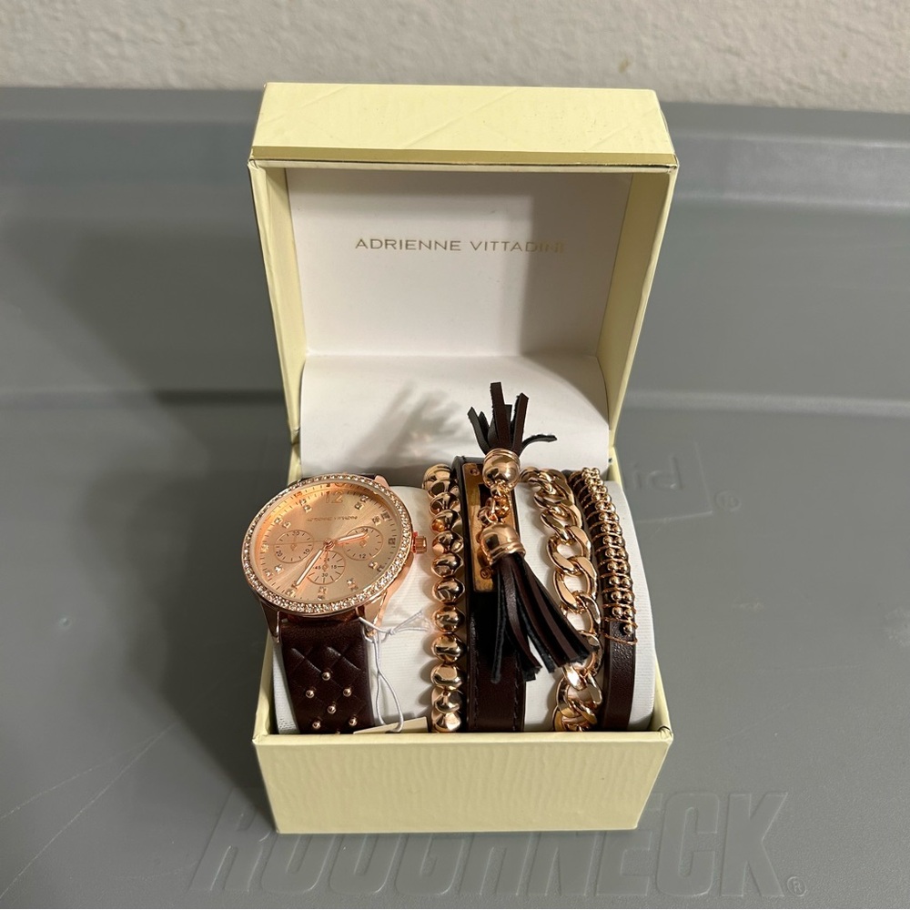 Brand New Adrienne Vittadini Watch/Bracelets